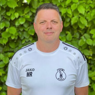 Michael Rinkert trainiert U17 des VfB Bretten￼