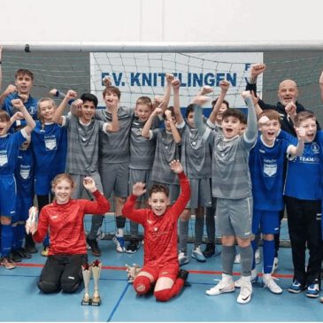 VfB D-Jugend-Teams doppelte Hallenturniersieger in Knittlingen